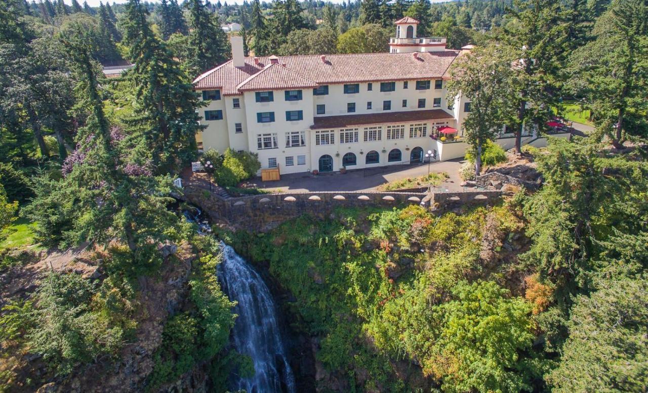 Columbia Gorge Hotel & Spa Hood River Exterior photo